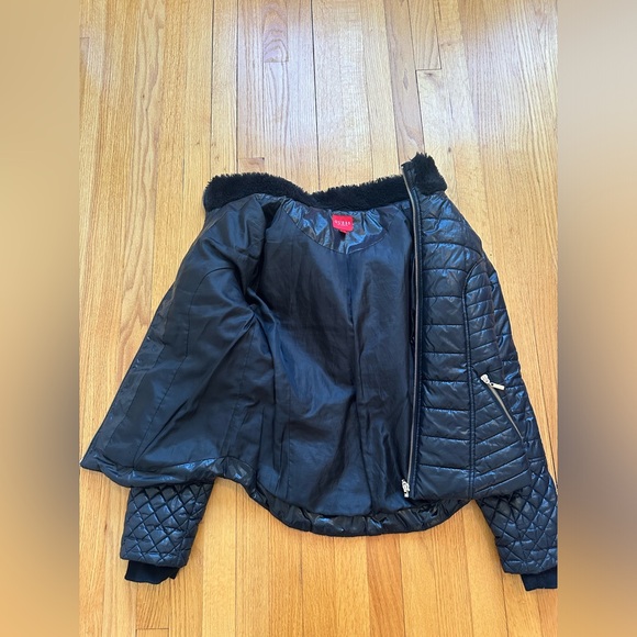 Guess Women's Faux Fur Trim Jacket Black Shiny Winter/Fall Packable Coat Size M - Picture 6 of 17